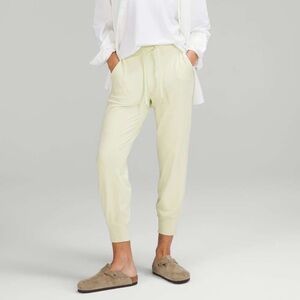 Lululemon Ready to Rulu Classic-Fit High-Rise Jogger *7/8 Length in Dewy Size 8